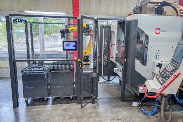 Hermle C400 mit LANG Technik RoboTrex